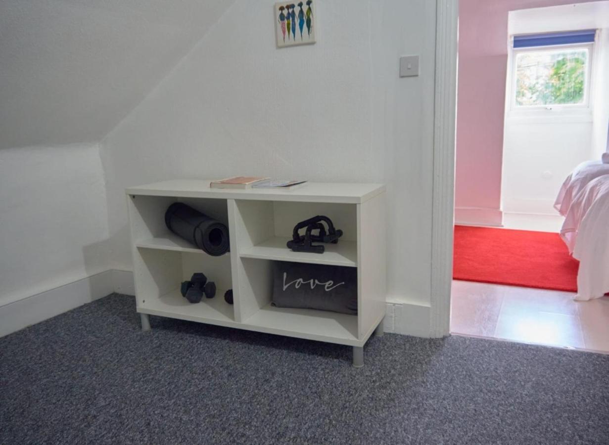 Lovely Large London Apartment Near Stratford Εξωτερικό φωτογραφία