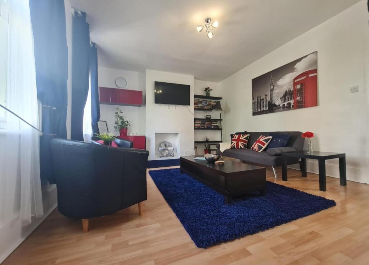 Lovely Large London Apartment Near Stratford Εξωτερικό φωτογραφία