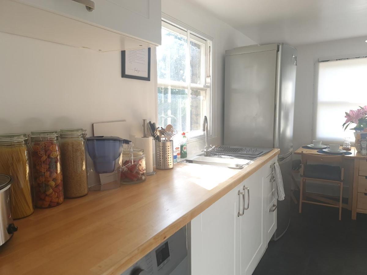 Lovely Large London Apartment Near Stratford Εξωτερικό φωτογραφία
