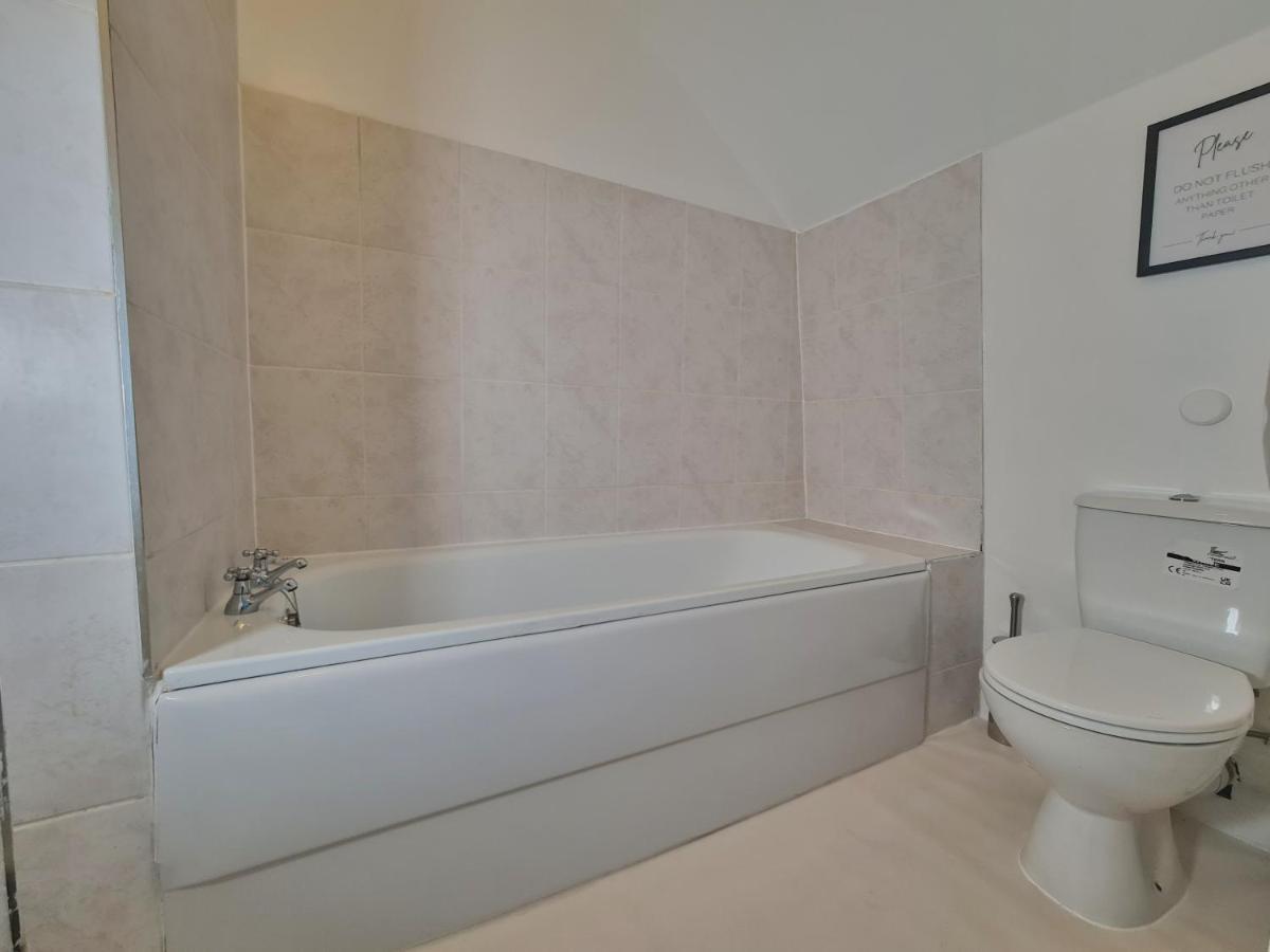 Lovely Large London Apartment Near Stratford Εξωτερικό φωτογραφία